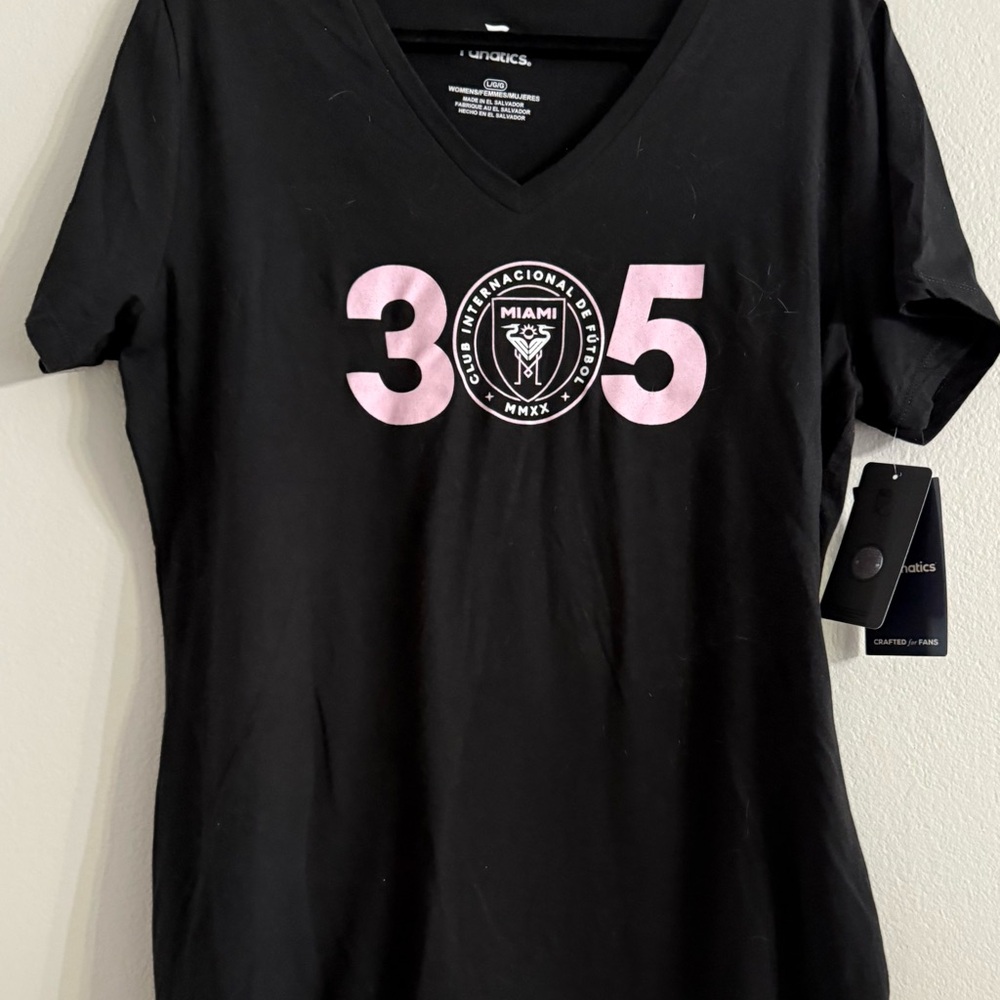 Miami Club Internacional de Futbol V Neck-Size Large